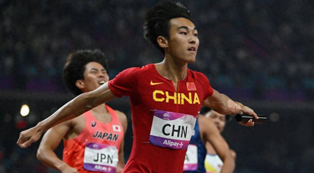Ming重返赛场，出色发挥首场状态出色，TES观众沸腾！